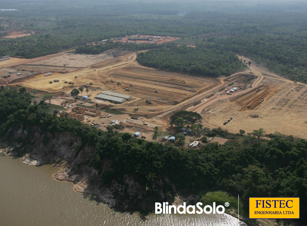 Foto aérea da construção do Complexo Industrial da Alcoa - Juruti/PA