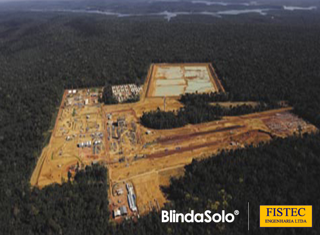 Foto aérea da construção do Complexo Industrial da Alcoa - Juruti/PA